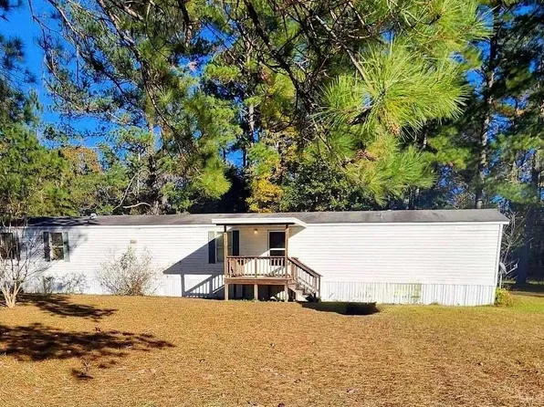 28 Two States St, Havana, FL 32333