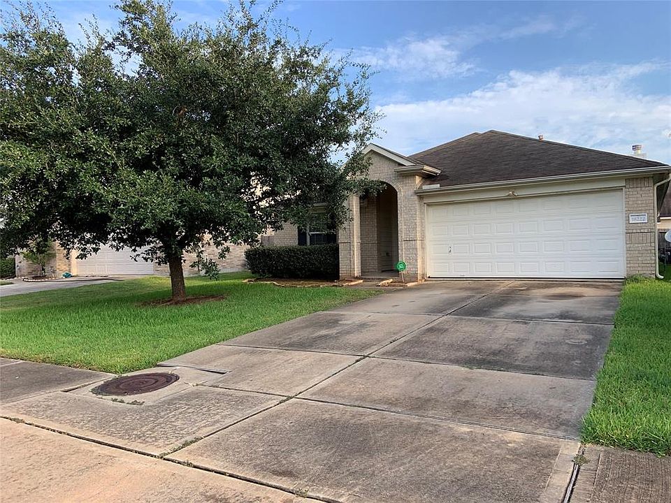 1st image of 18222 Bonham Oaks Ct