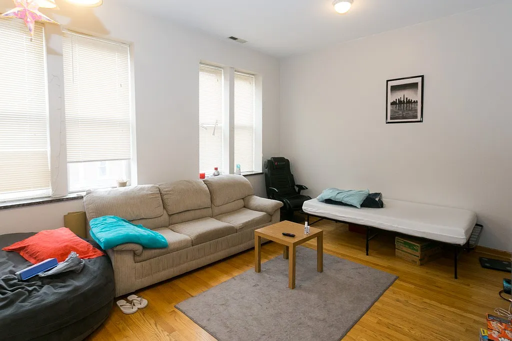 Bright 2 Bed, 1 Bath at Chicago + Leavitt (Ukrainian Village) — Photo 4