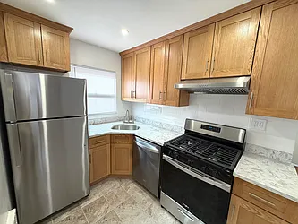 20-50 Hazen Street, #2