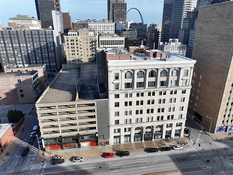 Front Page Lofts — Photo 12