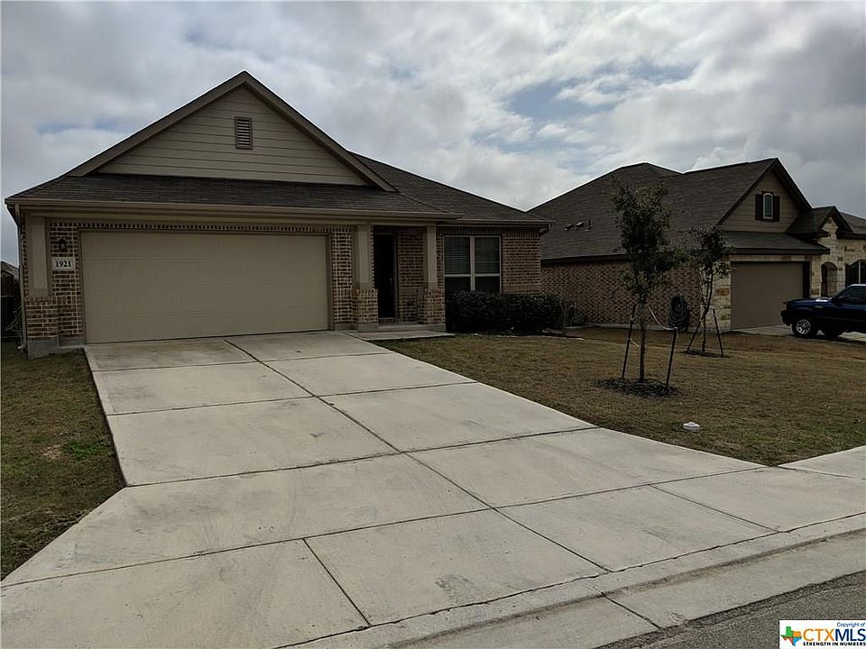 1st image of 1921 Kalli Jo Ln