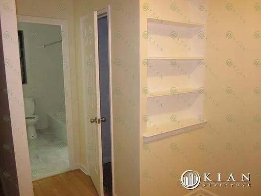 Rented by Kian Realty | media 17