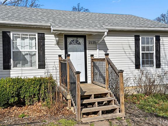 4th image of 2125 Cedarwood Ct