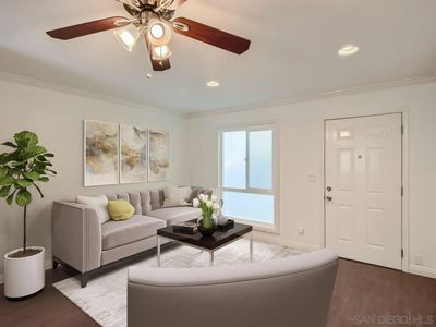 7856 Camino Glorita, San Diego, CA, 92122
