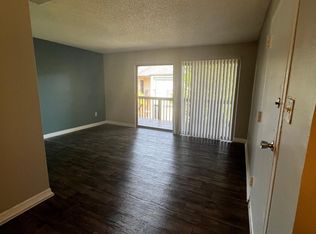 2 Glades Cir #2, Largo, FL 33771