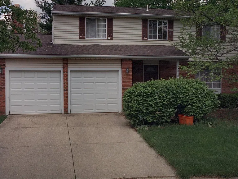 2166 Ladue Dr — Photo 1