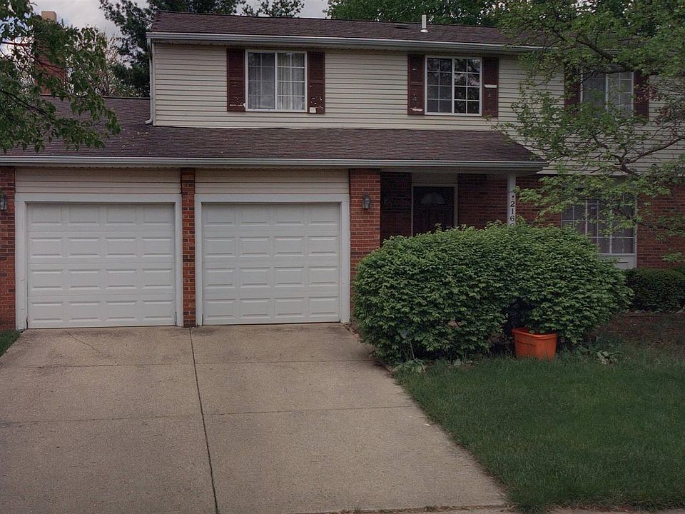1st image of 2166 Ladue Dr