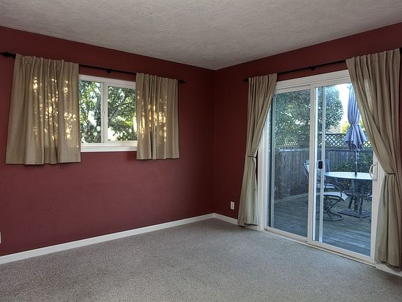 4th image of 1010 Golden Gate Ave