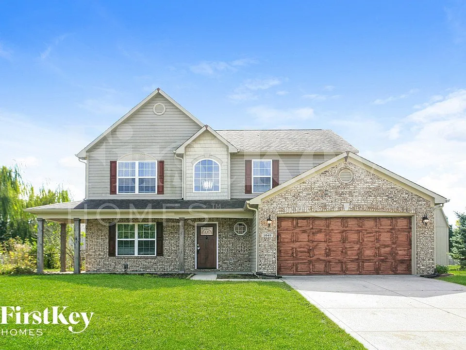 1049 Arabian Way