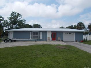 2030 NW 18th St, Crystal River, FL 34428
