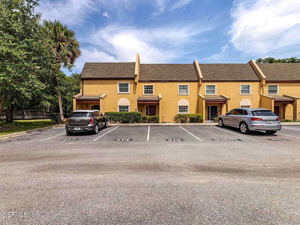 1st image of 415 ABINGDON Place #88