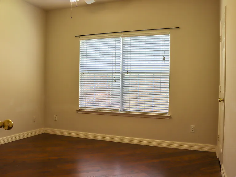 4021 Aladdin Dr — Photo 14