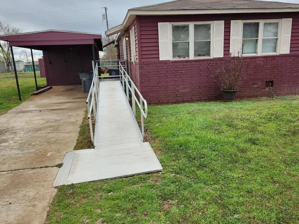 1606 SW Tennessee Ave, Lawton, OK 73501