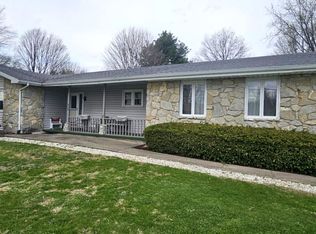 528 Linden Dr, Spiceland, IN 47385