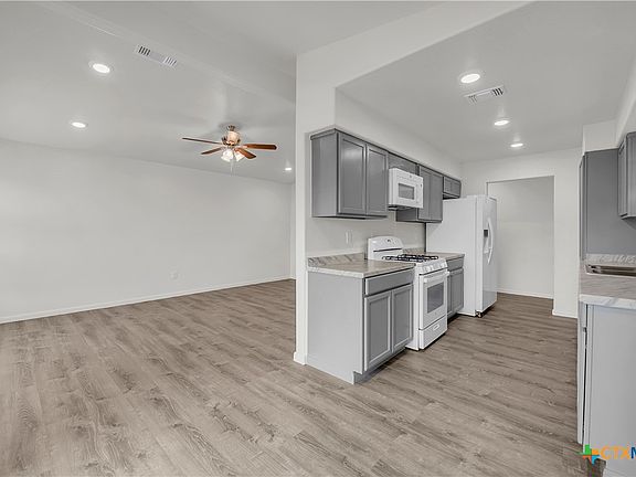 5th image of 1310 Westway Dr