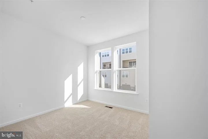 2528 Neabsco Common Pl — Photo 13
