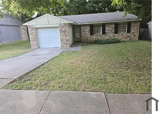 3 bed, 1250 sqft, $2,290 — Photo 3