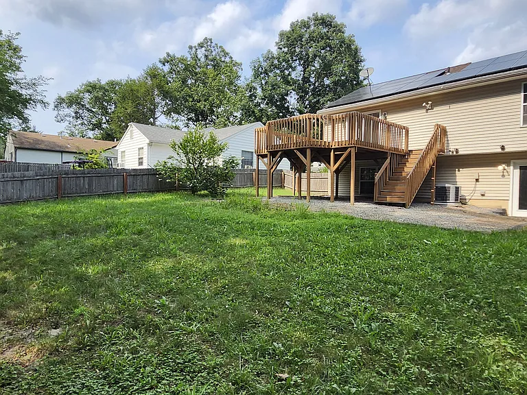 209 Green Acres Rd — Photo 18