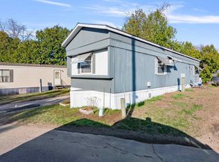 32 6th St, Colchester, VT 05446