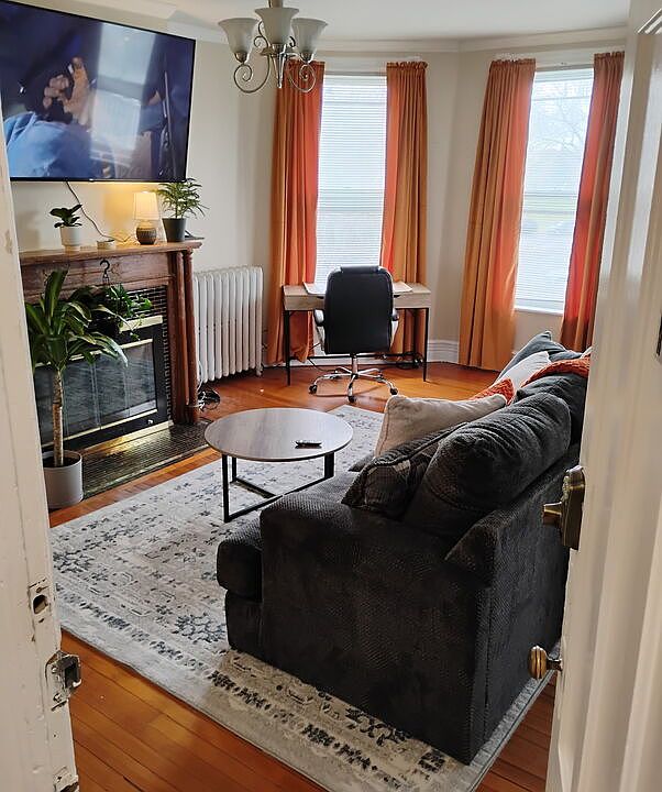 1st image of 9 Woodlawn Ave #2F