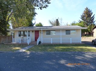 417 W Bennett Ave, Hines, OR 97738