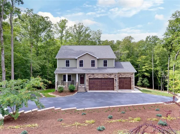 1673 Centennial Dr, Toano, VA 23168