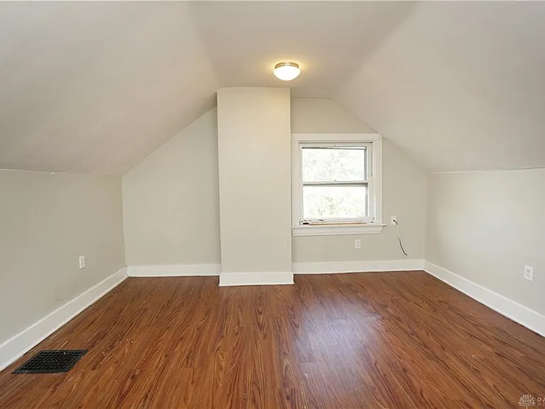 2434 Kenilworth Ave #2 — Photo 17