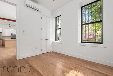 Rented by Rennit Inc.