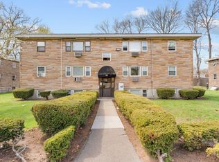 20 Auna Dr APT 7, Brockton, MA 02301