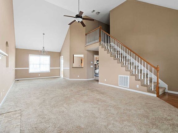 5th image of 1423 Ambleside Dr