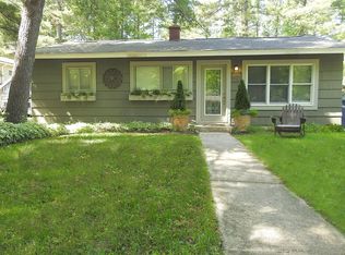 1909 Shawnee St, Traverse City, MI 49686