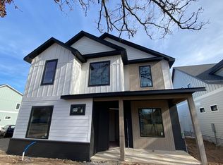 808 NW A St, Bentonville, AR 72712
