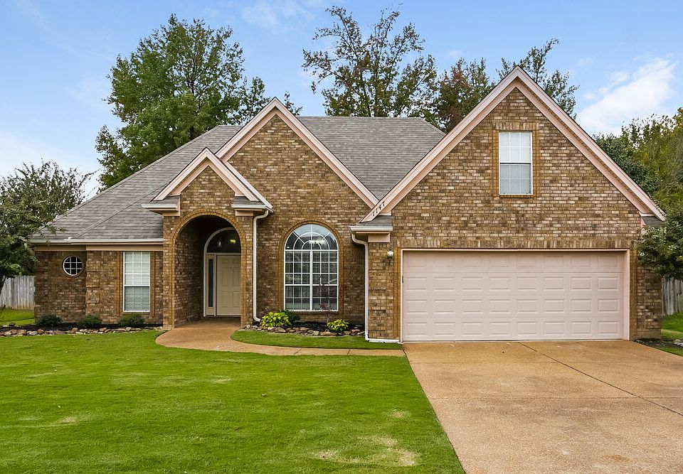 1st image of 1147 Deer Creek Dr