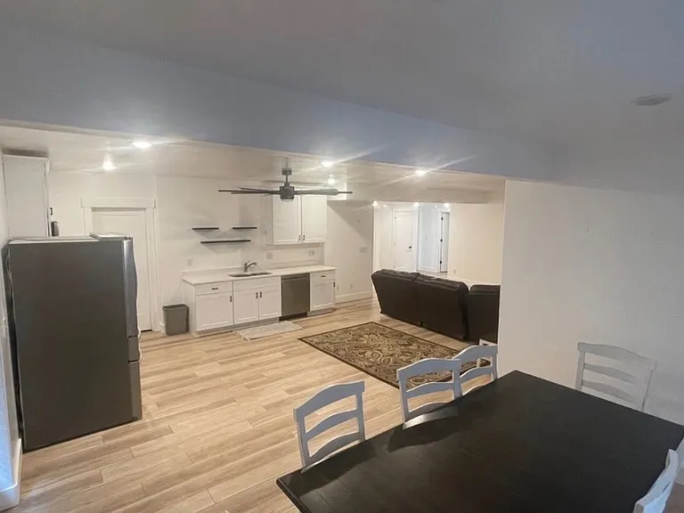 3004 W Hancock St — Photo 11