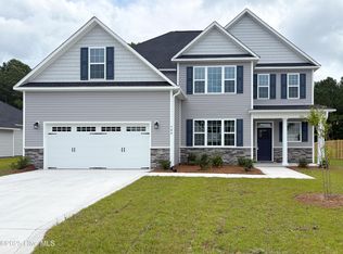 704 Ellabond St, Sneads Ferry, NC 28460