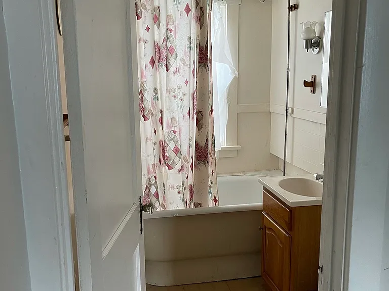 342 Dartmouth Ave — Photo 5