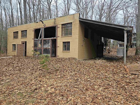 2nd image of 2236 Cedar Rd
