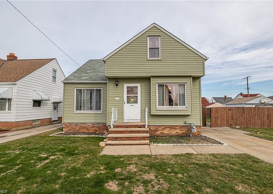 1st image of 7514 Dorothy Ave