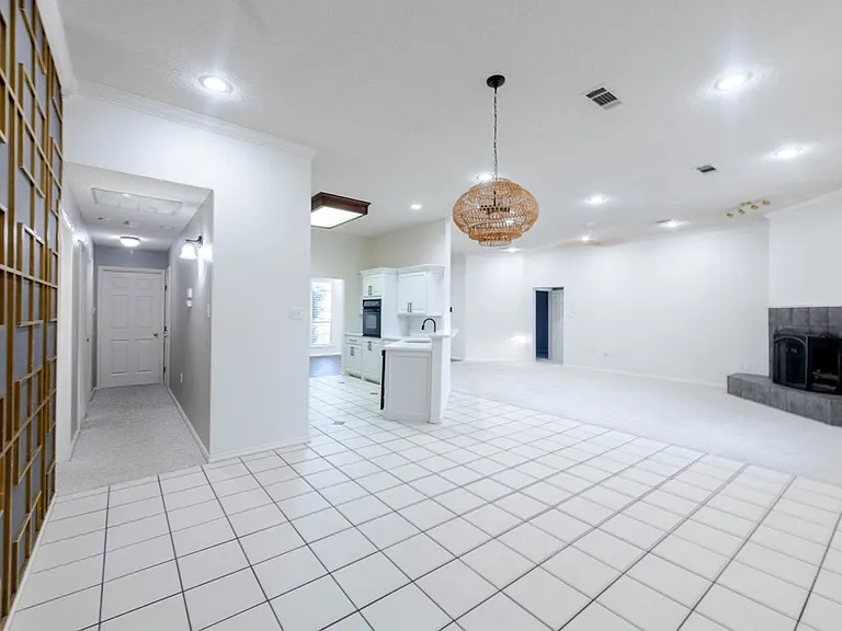 4801 Whitman Dr — Photo 11