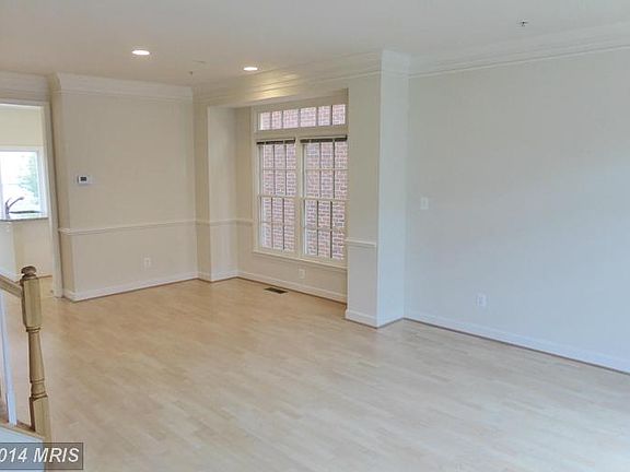 5th image of 522 Casey Ln