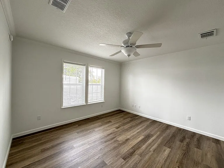 7443 43rd Way N #579 — Photo 8