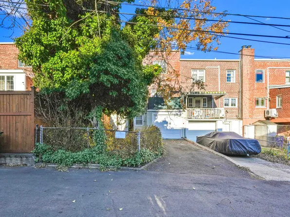 20-11 35th Street image 21 of 30