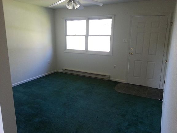 3rd image of 98 Mountain Blvd