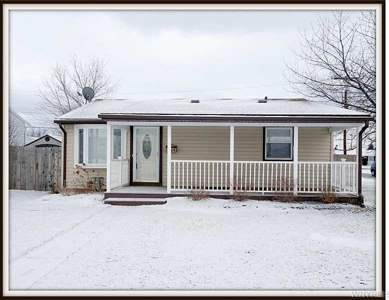 1st image of 114 Crescent Ct