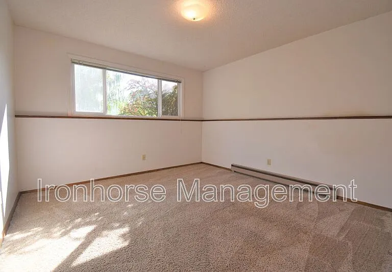 1901 S Black Ave #C — Photo 11
