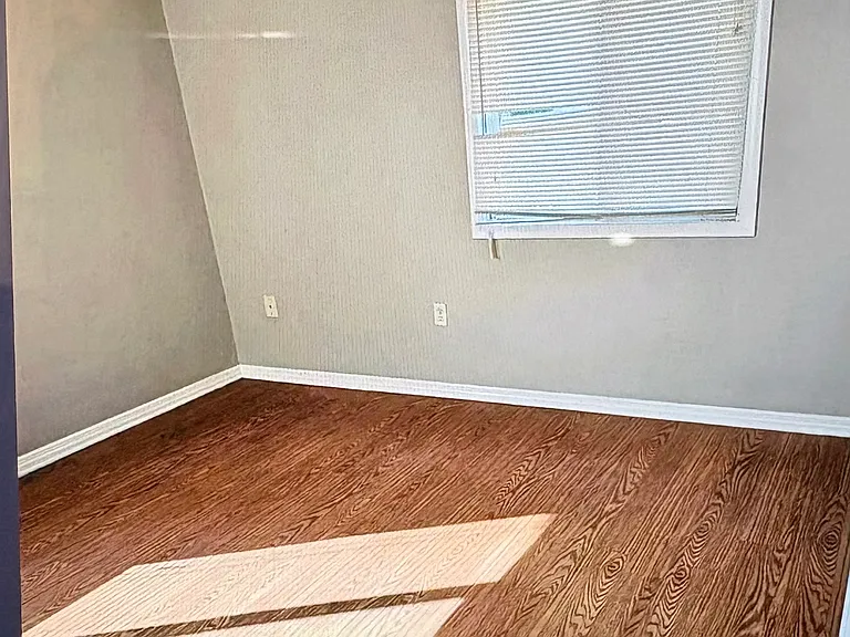 1217 Aspen Dr — Photo 5