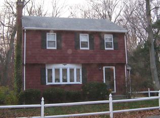 26 Sherrick Ave, Holbrook, MA 02343