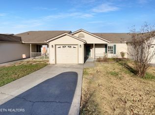553 Ravenwood Dr, Maryville, TN 37801