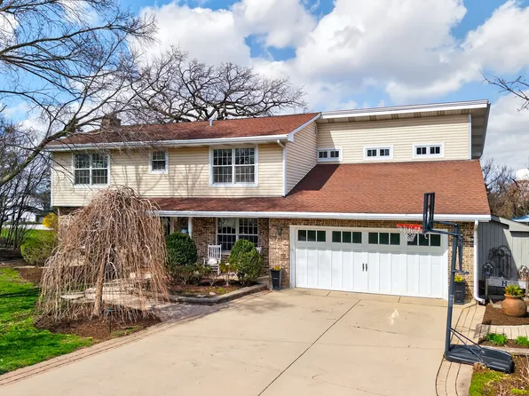 3909 Forest Ave, Downers Grove, IL 60515